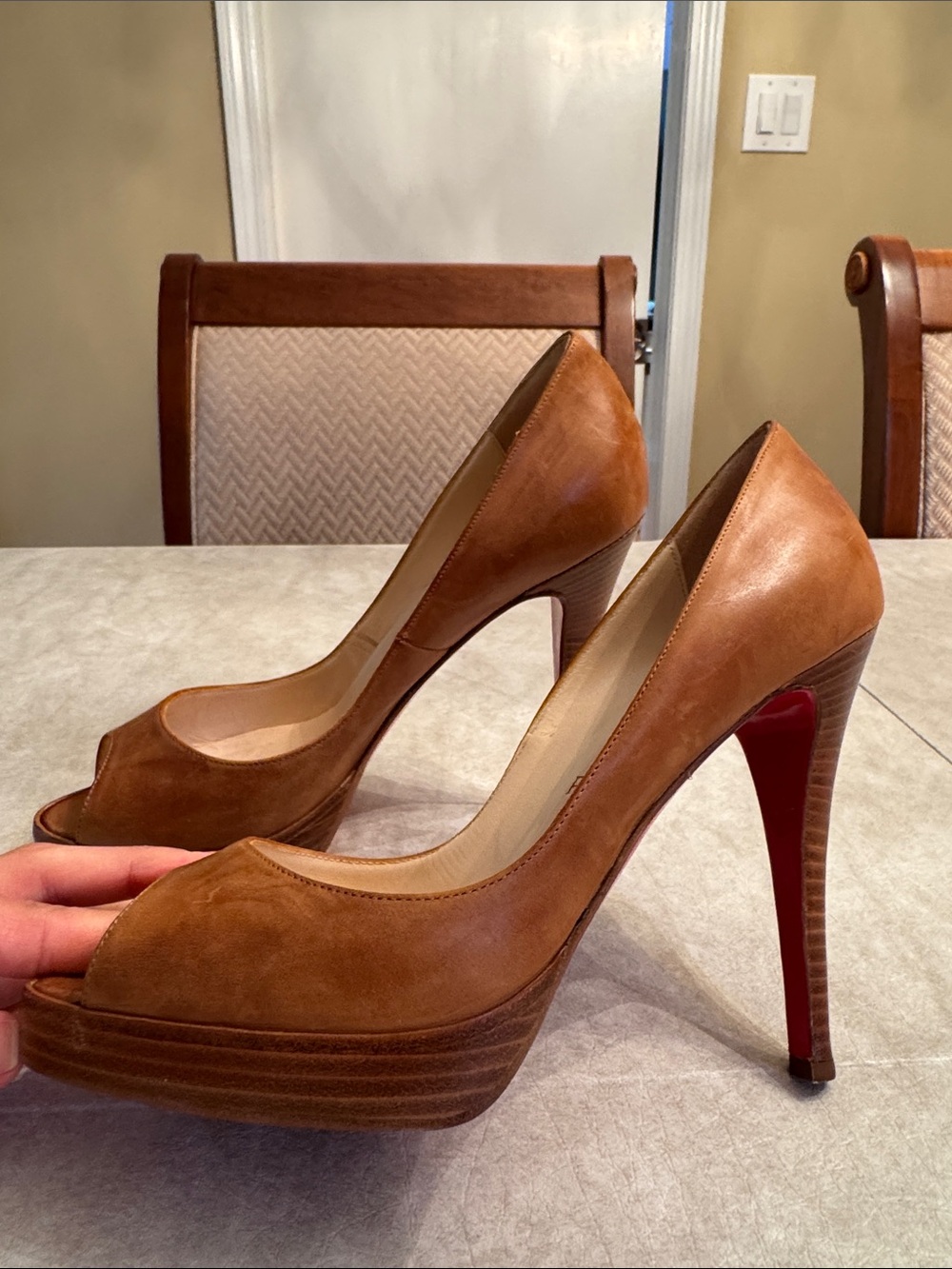 Christian Louboutin Brown Platform Pump - Picture 3 of 9